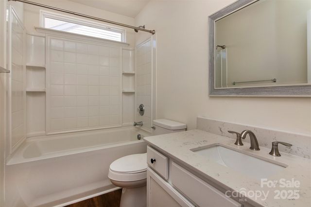 608 Wrayhill Drive, Charlotte, NC 28262