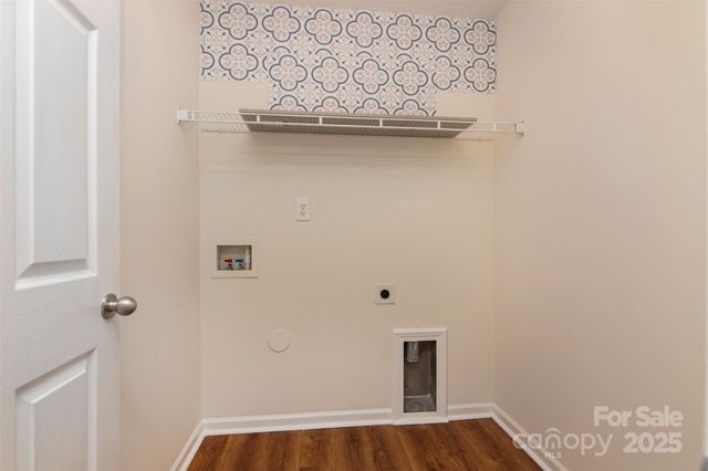 608 Wrayhill Drive, Charlotte, NC 28262