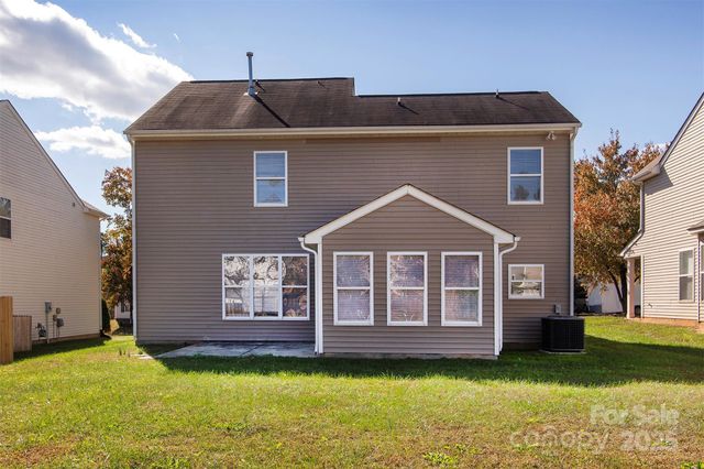 608 Wrayhill Drive, Charlotte, NC 28262