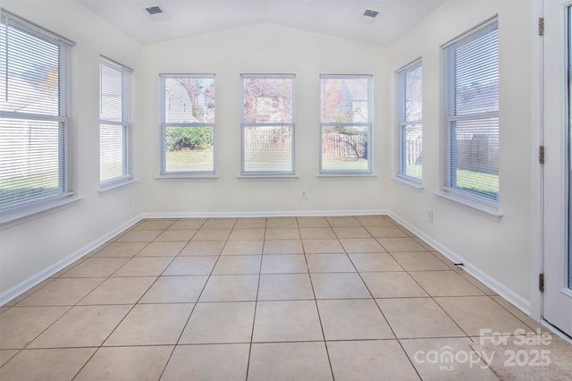 608 Wrayhill Drive, Charlotte, NC 28262