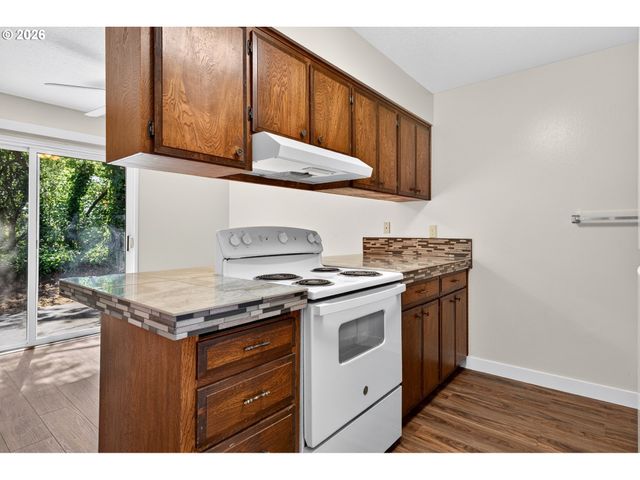 7552 N GILBERT Ave, Portland, OR 97203