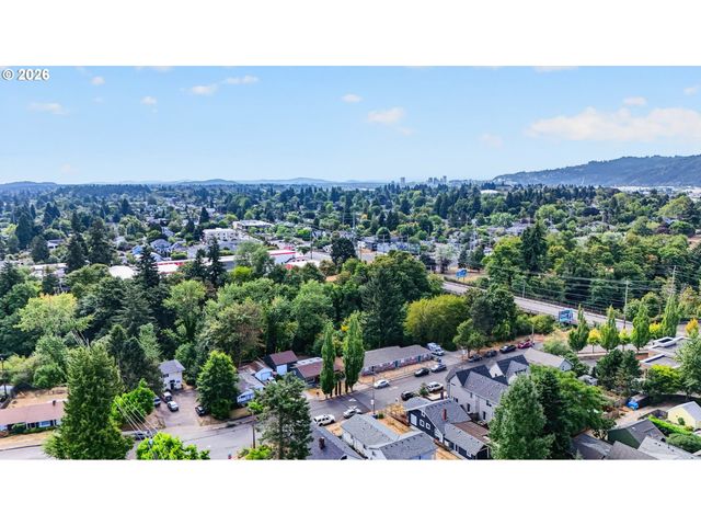 7552 N GILBERT Ave, Portland, OR 97203