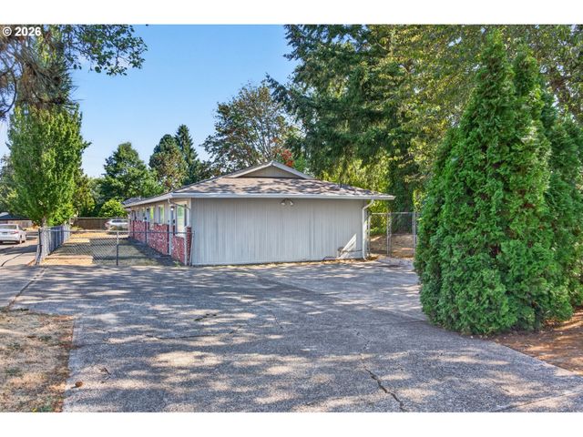 7552 N GILBERT Ave, Portland, OR 97203