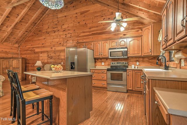 622 Shoals Lane, Hiltons, VA 24258