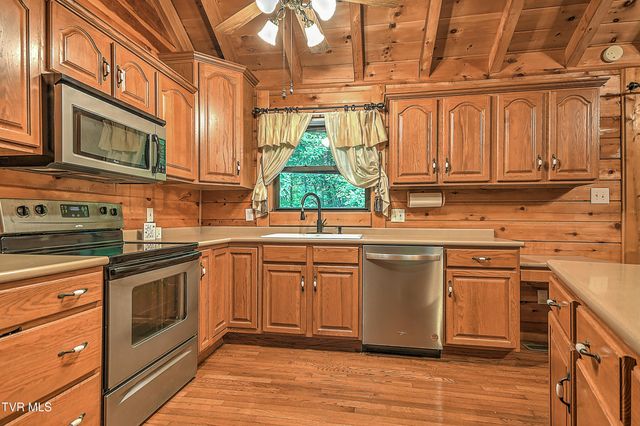 622 Shoals Lane, Hiltons, VA 24258