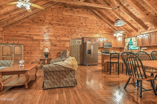 622 Shoals Lane, Hiltons, VA 24258