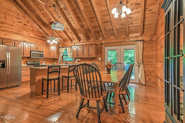 622 Shoals Lane, Hiltons, VA 24258