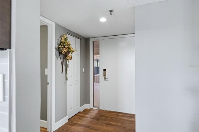 1001 BENJAMIN FRANKLIN DRIVE 206, Sarasota, FL 34236