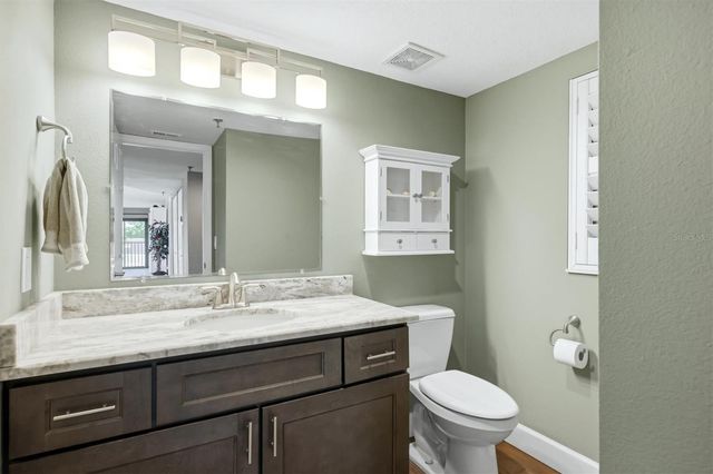 1001 BENJAMIN FRANKLIN DRIVE 206, Sarasota, FL 34236