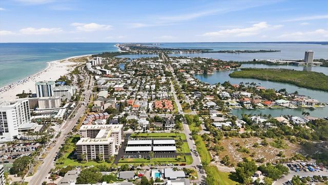 1001 BENJAMIN FRANKLIN DRIVE 206, Sarasota, FL 34236