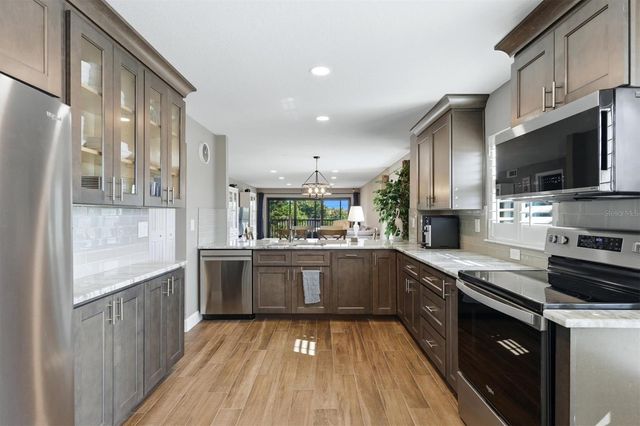 1001 BENJAMIN FRANKLIN DRIVE 206, Sarasota, FL 34236