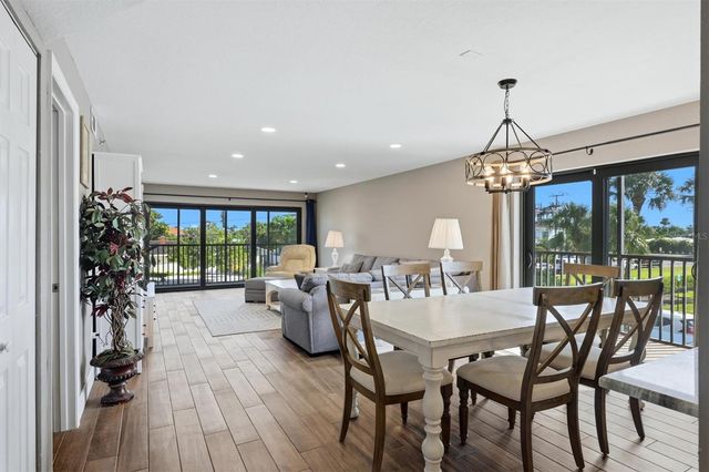 1001 BENJAMIN FRANKLIN DRIVE 206, Sarasota, FL 34236