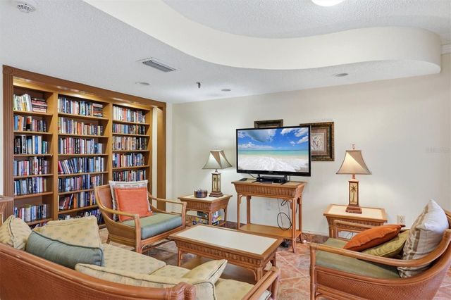 1001 BENJAMIN FRANKLIN DRIVE 206, Sarasota, FL 34236
