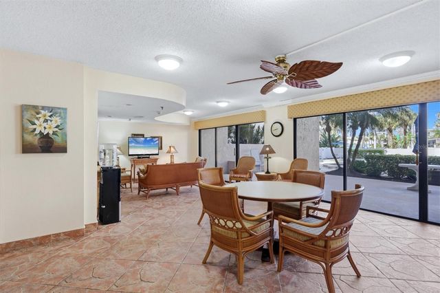 1001 BENJAMIN FRANKLIN DRIVE 206, Sarasota, FL 34236