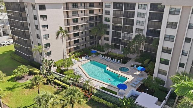 1001 BENJAMIN FRANKLIN DRIVE 206, Sarasota, FL 34236