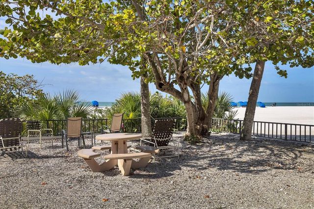 1001 BENJAMIN FRANKLIN DRIVE 206, Sarasota, FL 34236