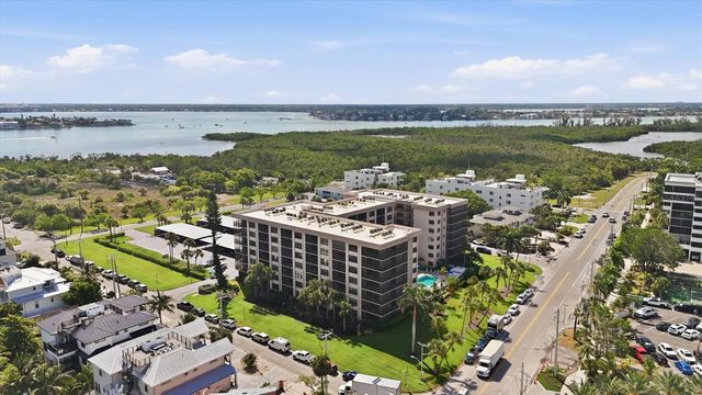 1001 BENJAMIN FRANKLIN DRIVE 206, Sarasota, FL 34236