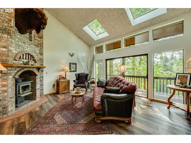 209 BLAINE Rd, Woodland, WA 98674