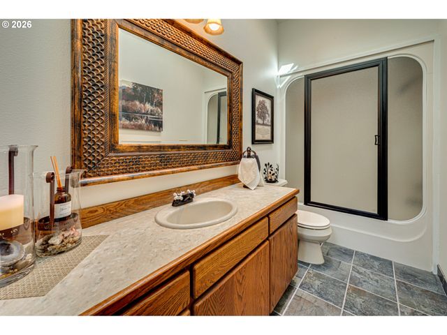 209 BLAINE Rd, Woodland, WA 98674