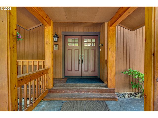 209 BLAINE Rd, Woodland, WA 98674