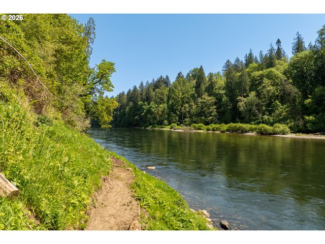 209 BLAINE Rd, Woodland, WA 98674