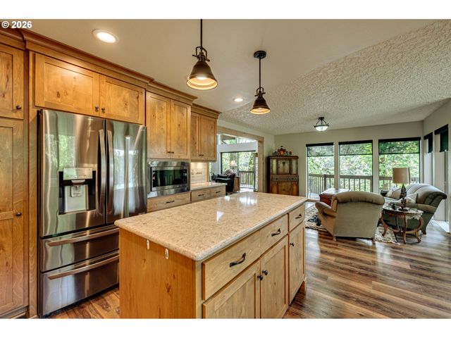 209 BLAINE Rd, Woodland, WA 98674