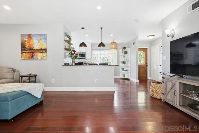 9510 Tuthill, Santee, CA 92071