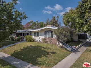 7701 Norton Avenue, West Hollywood, CA 90046