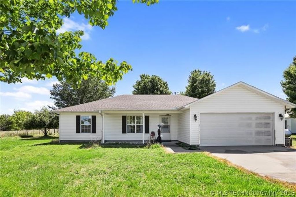 33696 S 640 Road, Jay, OK 74346