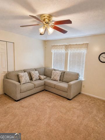 279 Blue Heron Drive, Jonesboro, GA 30238