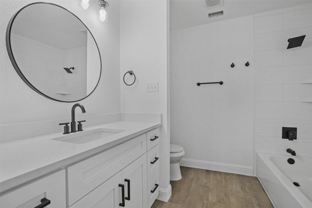 3524 Shady Valley Drive, Pantego, TX 76013