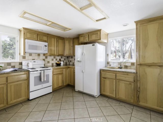 5564 Old Woman Springs Road, Yucca Valley, CA 92284