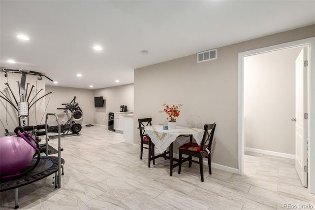 25876 E Maple Place, Aurora, CO 80018