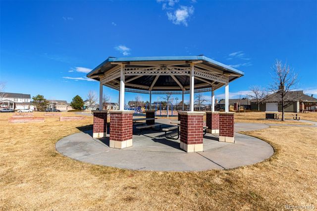 25876 E Maple Place, Aurora, CO 80018