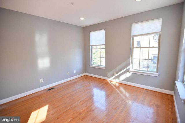 2119 E FAIRMOUNT AVE, Baltimore, MD 21231