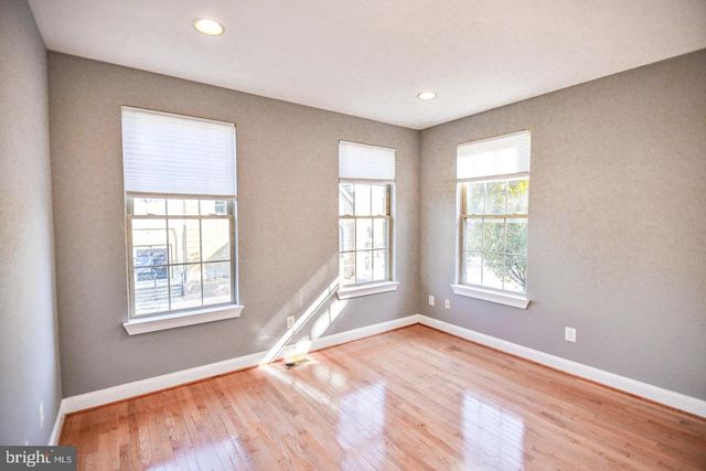 2119 E FAIRMOUNT AVE, Baltimore, MD 21231