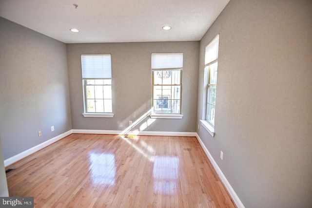 2119 E FAIRMOUNT AVE, Baltimore, MD 21231