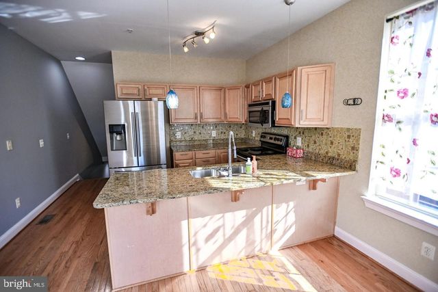 2119 E FAIRMOUNT AVE, Baltimore, MD 21231