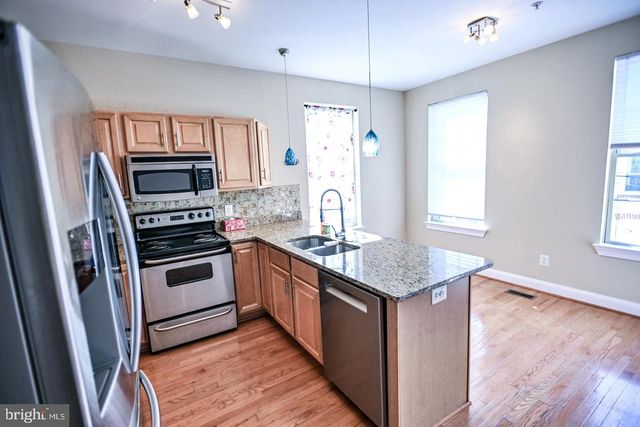 2119 E FAIRMOUNT AVE, Baltimore, MD 21231