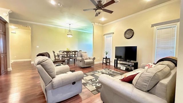 145 Harvest Court, Thibodaux, LA 70301