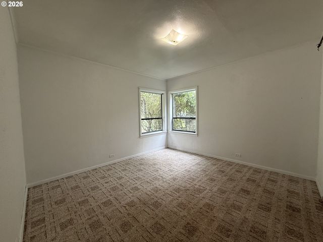 42710 SILVER SPRINGS Rd, Port Orford, OR 97465