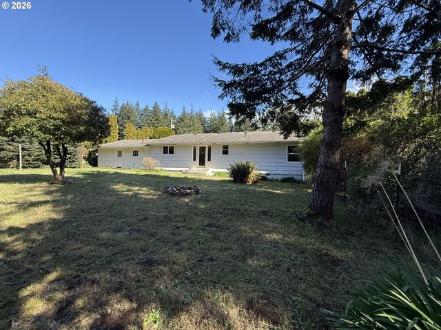 42710 SILVER SPRINGS Rd, Port Orford, OR 97465