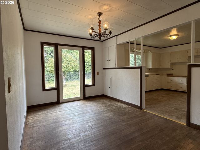 42710 SILVER SPRINGS Rd, Port Orford, OR 97465