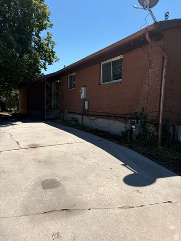 5277 S SAMUEL CT, Taylorsville, UT 84129