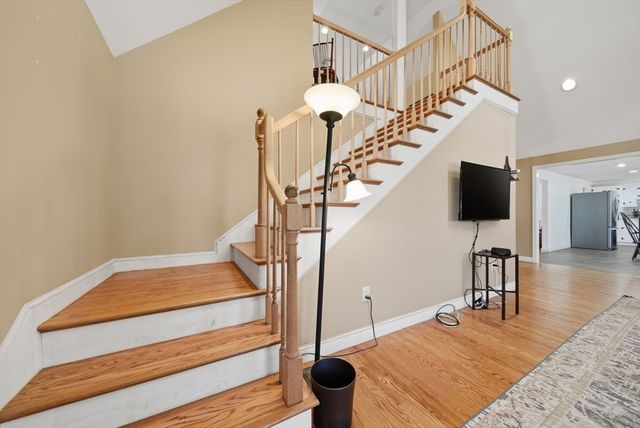 19 Peter Rd, North Reading, MA 01864