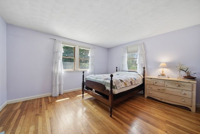 19 Peter Rd, North Reading, MA 01864