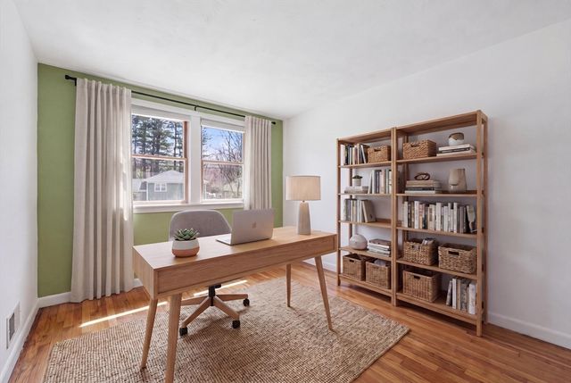 19 Peter Rd, North Reading, MA 01864