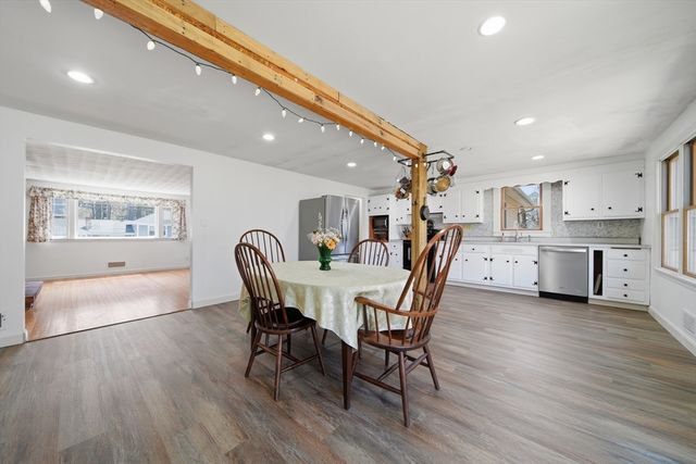 19 Peter Rd, North Reading, MA 01864