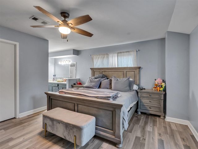 925 N Amy Drive, Deer Park, TX 77536