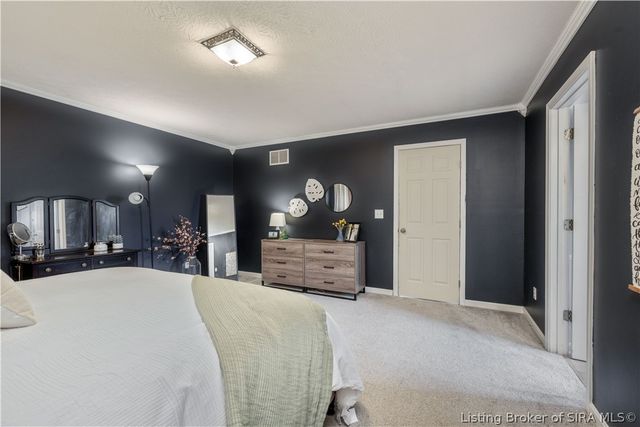 5106 Everett Avenue, Floyds Knobs, IN 47119